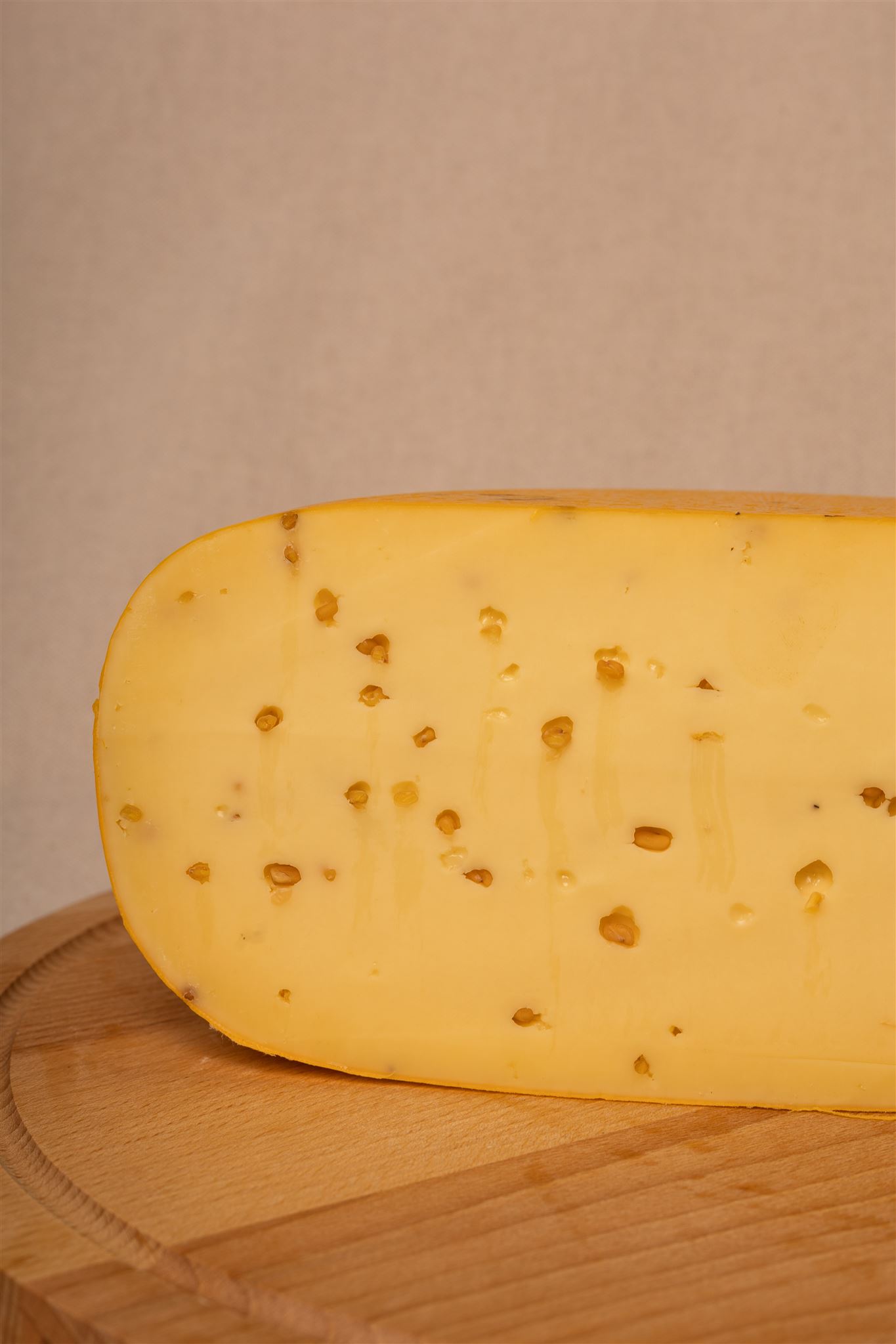 Ser gouda holenderska z kozieradką - obrazek 2